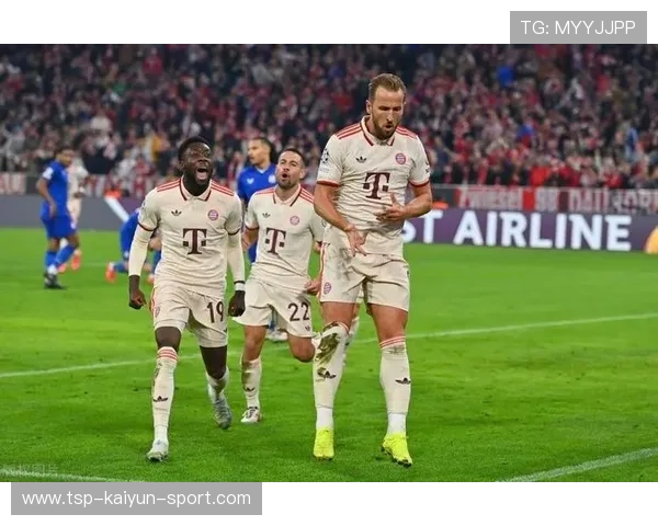 孔帕尼6连胜势头猛，世俱杯冠军遭遇挫败，神锋梅开二度，孔帕尼什么水平